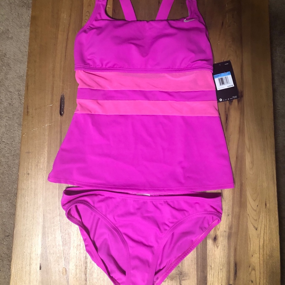 Nike Swim Suit. Medium Tankini